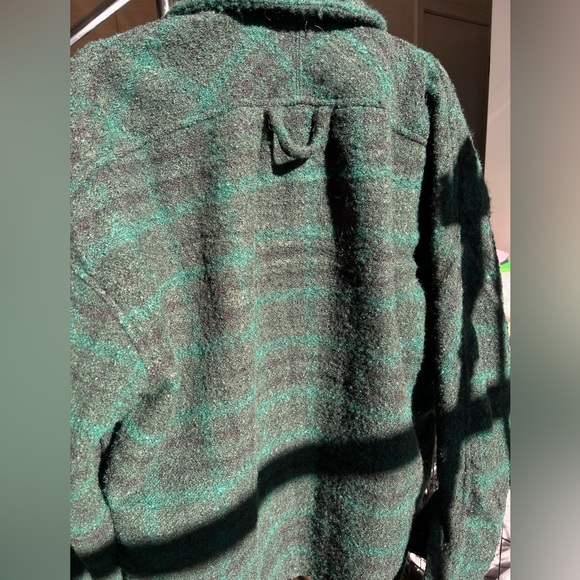 Men’s MNML Flannel Large - Picture 4 of 5